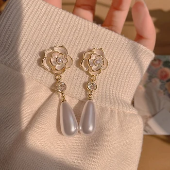 Super Immortal Exquisite Camellia Flower Pearl Earrings Women's Long Style Elegant Earrings with High Grade Earrings
