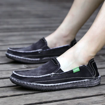 Висококачествен мъжки приплъзване от естествена кожа на ежедневни Sheos 2023 Нови дишащи плоски обувки за мъже Външна светлина мъжки платнени обувки