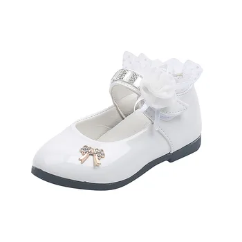 Girls Kids Solid Black 2023 Пролет Нова детска мода плитки сандали със сладък лък Rhinestone за рокля парти показва нехлъзгащи