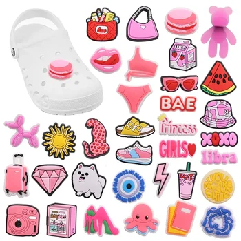 Hot Продажба 1бр PVC талисмани Розова шапка чанта камера бележник обувки аксесоари DIY обувки декорация за деца X-mas подарък