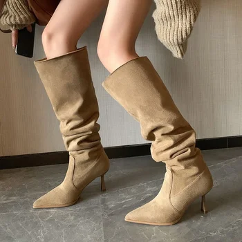 2023 Висококачествени дамски обувки Високи до коляното Дамски ботуши Нови модерни ботуши Жени Нагънат приплъзване заострени пръсти тънки обувки на петата жени