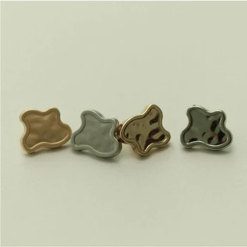 нов 10pcs 11mm 0.43 инчов неправилен четириъгълник метал злато сребърни копчета за жени дрехи шиене декор ръкави яка бутони