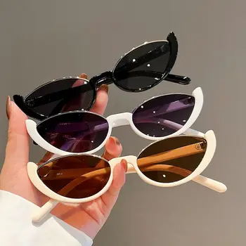 2023 Нови реколта малки котешки очи слънчеви очила за жени модерен половин рамка нюанси мода слънчеви очила