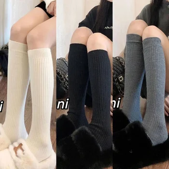 Есен и зима Дамски плетени чорапи плътен цвят вертикална лента топло коляното дължина чорапи Harajuku мода Лолита чорапи