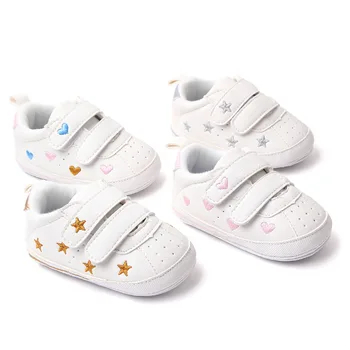 бебешки обувки за малки деца любов пролет есен мека подметка бебе единични обувки 11cm 12cm 13cm