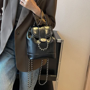 Плътен цвят PU кожена чанта за рамо за жени шнур еластична раница верига регулируеми презрамки кофа чанта Y2K стил