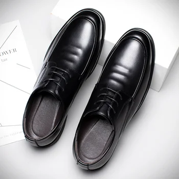 Бизнес кожени обувки за мъже 2023 Есен Нови мъжки дишащи ежедневни официални обувки Мъжка корейска версия на британски мъжки обувки