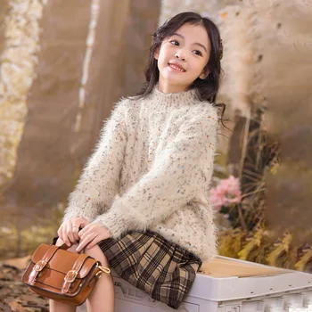 Girl Top Нова есен Зима Корейски мода стил пуловер бебе момиче норка руно дъно трикотаж дебел дълъг ръкав палта