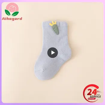 1PCS Бебешки чорапи хавлиени зимни сгъстяване топло пенирани памучни анимационни аксесоари бебешки чорапи сладки репички новородени чорапи