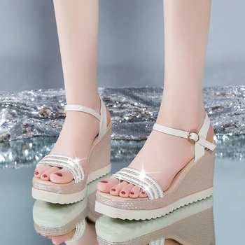 Дамски обувки 2023 Гореща продажба Модерни дамски сандали Летни луксозни кристални сандали Ежедневни клинове рокля Дамски обувки Zapatos Mujer
